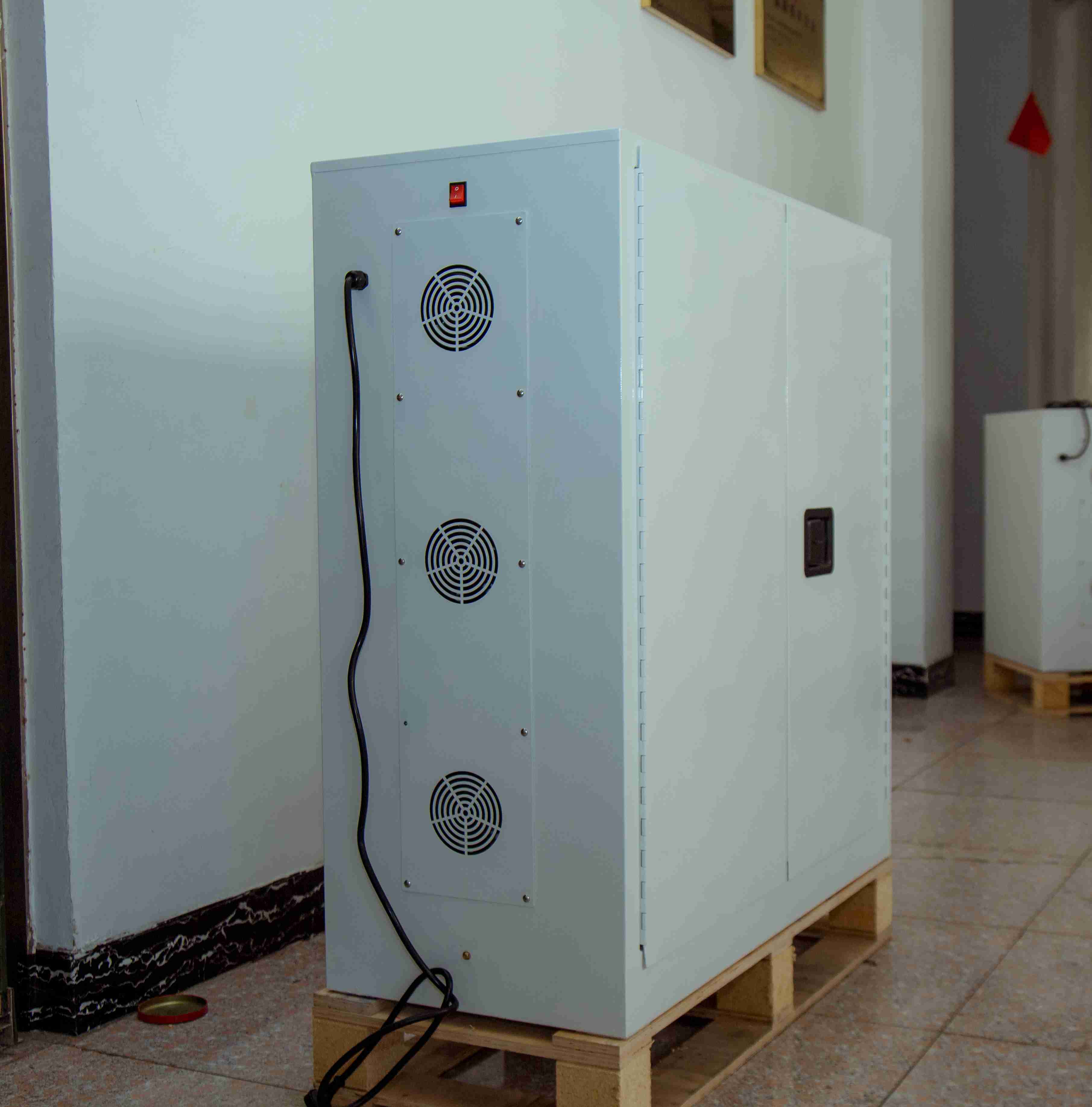 Armadietto per scatola di dist - Energy Storage Rack recensione e prezzo